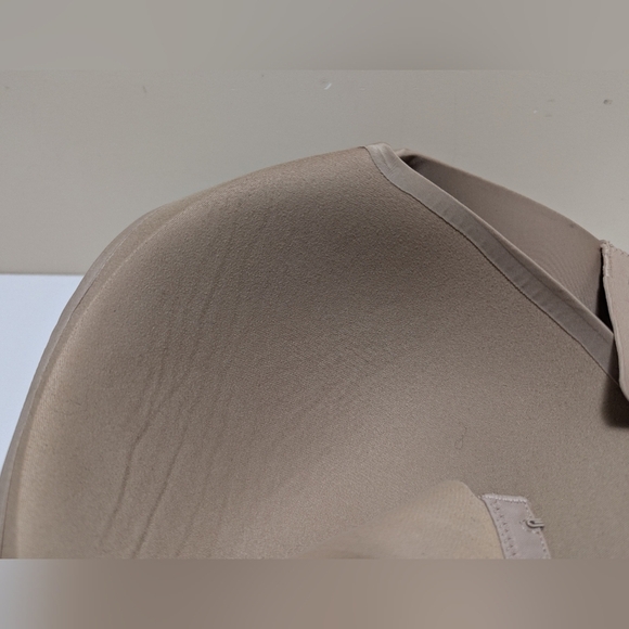 Soma Vanishing 360 Wireless Bra - Beige Warm amber 36 DD - Picture 6 of 10